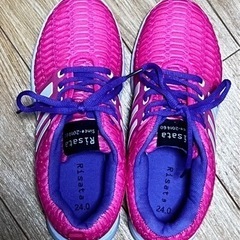 スニーカー 24cmの画像