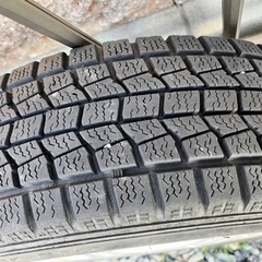 スタッドレスタイヤ　ホイールの画像