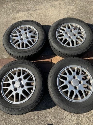 スノータイヤ4本セット 純正ホイール付き