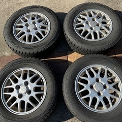 スノータイヤ4本セット 純正ホイール付き