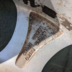 アルファードサイズのスタッドレスホイールセットの画像