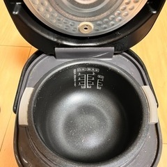 炊飯器の画像