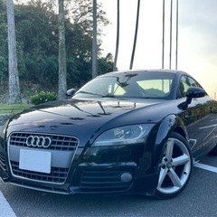 アウディ TTクーペ Sラインパッケージ