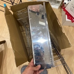 水切りラック　突っ張り式の画像