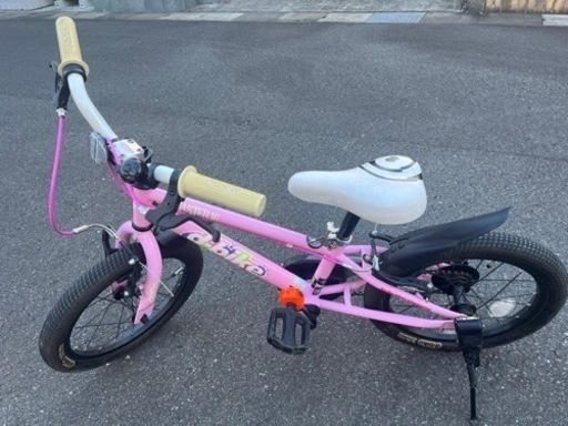 値下げ【中古品】dバイク　16インチ　ピンク