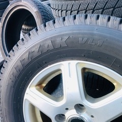 冬タイヤ 165R13 LT 軽バン軽トラ用2021年製スタッドレス アルミ付き4本組の画像