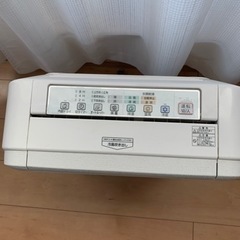 TOSIBA 除湿機の画像