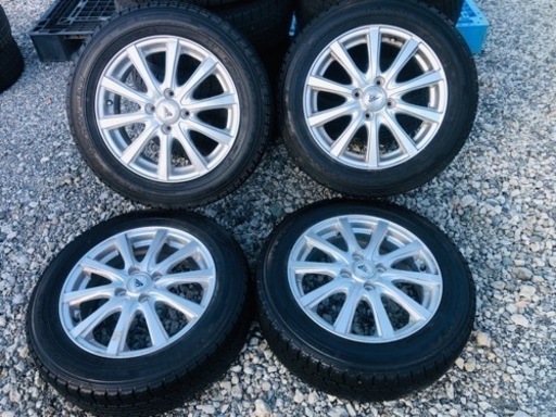 冬タイヤ 185/60R15 アクア ヴイッツ用アルミ付きスタッドレス