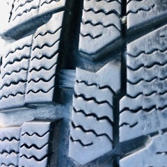 冬タイヤ 185/60R15 アクア ヴイッツ用アルミ付きスタッドレスの画像