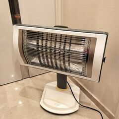 コイズミ　遠赤電気ストーブ　KKS-1080　2008年製　KOIZUMIの画像