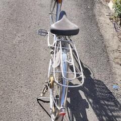 24インチ自転車書類あり　タイヤパンクの画像