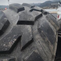 グラントレックMT2   235/85R16の画像