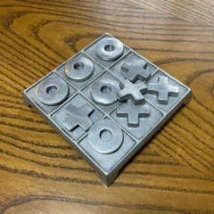 金属製　三目並べの画像