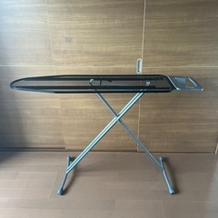 IKEA DÄNKA デンカ アイロン台　本体のみ