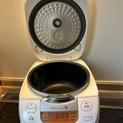 炊飯器の画像