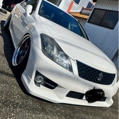 grs２０４クラウンの画像