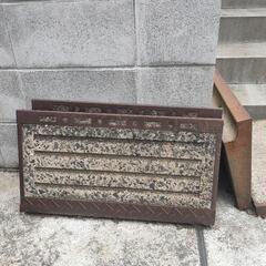 コンクリートの段差ブロック差し上げます。（駐車場使用）
