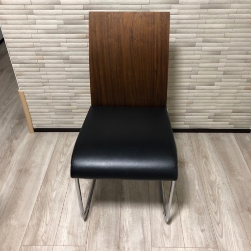 BoConcept ダイニングテーブル　1m*2m 4〜8人用 21年購入