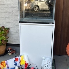 格安　45cm水槽　水槽台　そのほか備品も付いております