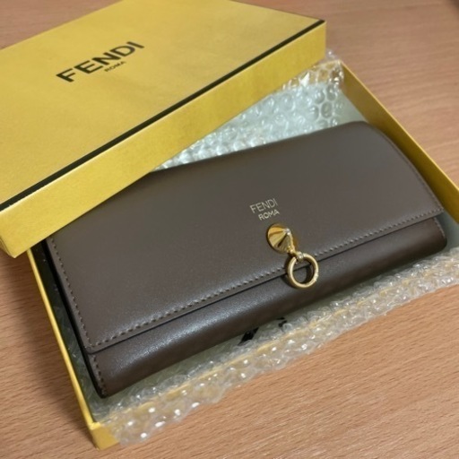 ブランド長財布（元値7万）フェンディ FENDI ROMA