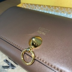 ブランド長財布（元値7万）フェンディ FENDI ROMAの画像