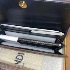 ブランド長財布（元値7万）フェンディ FENDI ROMAの画像