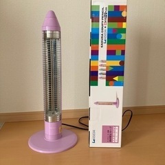 遠赤電気ストーブ　KOIZUMIxサクラクーピーペンシル