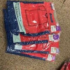 新品　赤いTシャツ　4枚のお値段です。LL