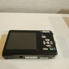 《取引決定》コンパクトデジタルカメラの画像