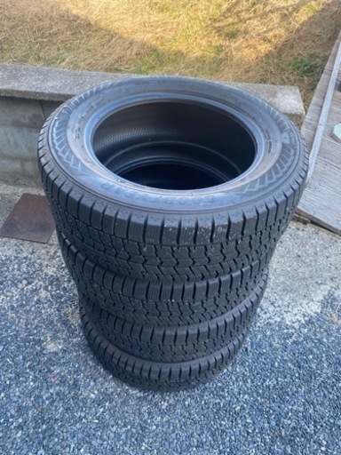 goodyear スタッドレス icenavi8 225/60r17