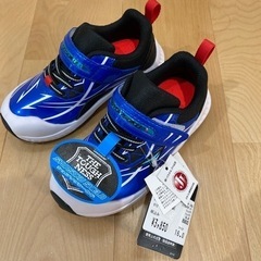 瞬足 16cm スニーカー 新品タグ付き