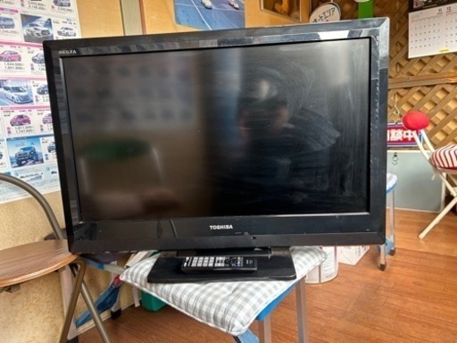 TOSHIBAレグザ 32インチTV