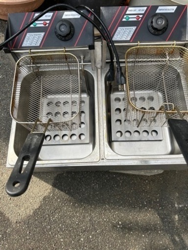 電気フライヤー