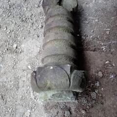 古い石塔　全高約１１５cm　三重塔の画像