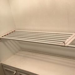 引っ張り棚l突っ張り棒