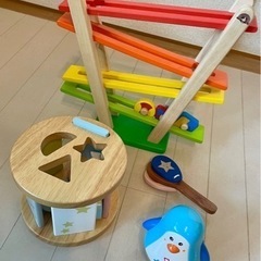 【値下げしました！】skip hop プレイマットとおもちゃ美品の画像