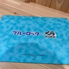 ブルーロック。カレンダーと缶バッジの画像