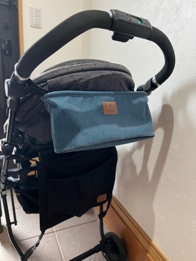 ベビーカー　Combi Atto