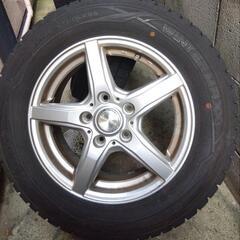 スタッドレスタイヤ（値下げ）の画像