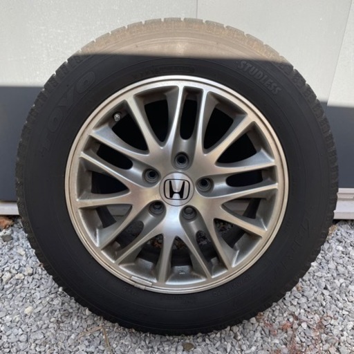 スタッドレスタイヤ4本　TOYO GARIT G5 215/60R16