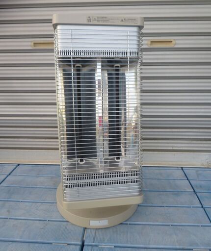DAIKIN ダイキン 遠赤外線暖房機 セラムヒート ERFT11VSE6 2018年製/通電・動作確認済み・中古品・本体のみ