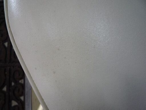 エステベッド 幅54×全長170×高さ60㎝ ベッド ホワイト/フットペダル 白色 整体ベッド マッサージベッド 施術台 札幌 新道東