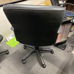 オフィスチェアの画像