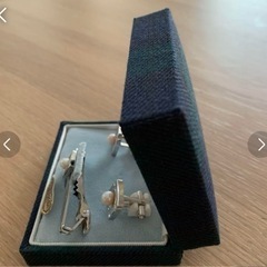 ネクタイピン　カフスボタンの画像