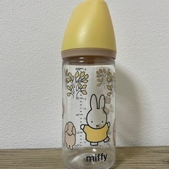 ミッフィー哺乳瓶セット🍼の画像