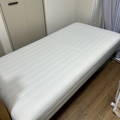 無印　シングル　ベッド　マットレス　脚付き