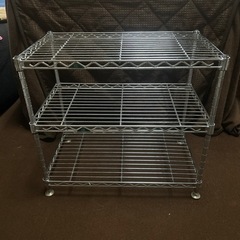 取引中　バラ売り可　金属ラック×2の画像