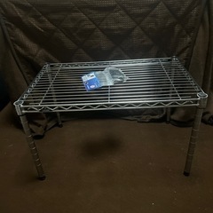 取引中　バラ売り可　金属ラック×2の画像