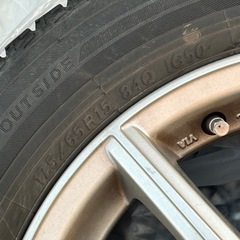 スタッドレスタイヤ　4本セット 175/65/R15の画像