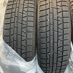スタッドレスタイヤ　4本セット 175/65/R15の画像